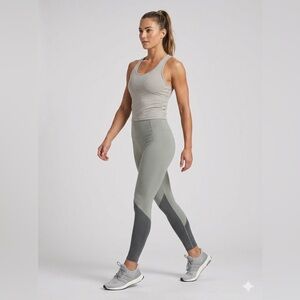Vuori Color Block Studio Leggings Size XL Green Grey High Rise Performance